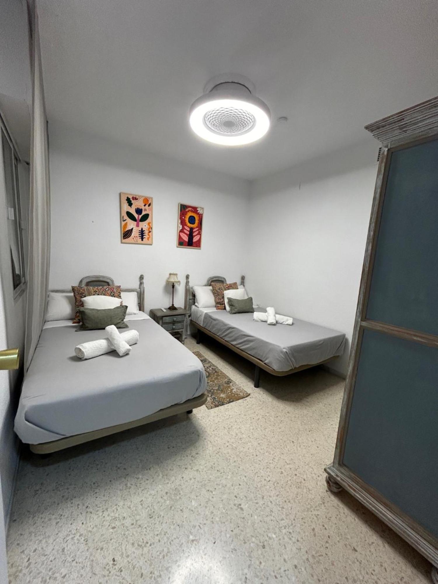 Apartamento Siete De Mayo Кордоба Екстериор снимка